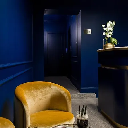 Guest house Tree Charme Pantheon 4*