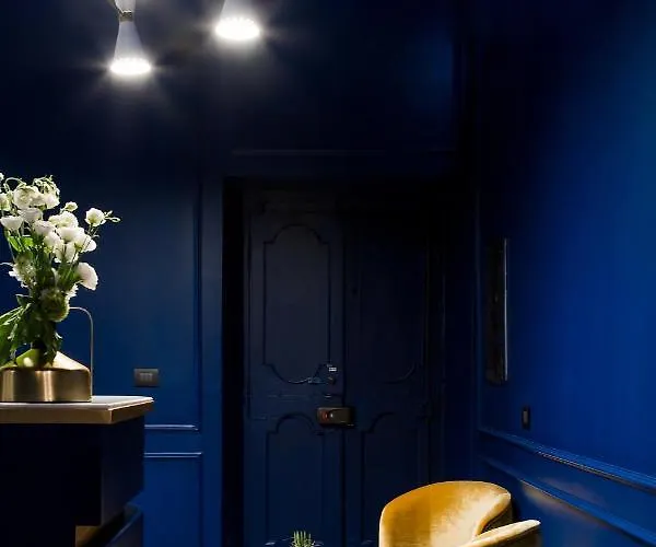 Tree Charme Pantheon Rome